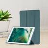 Чехол-обложка для iPad 10-го поколения 10,9 дюйма 2025 Автоматический сон/ Защитная смарт-обложка с мягкой силиконовой задней панелью
