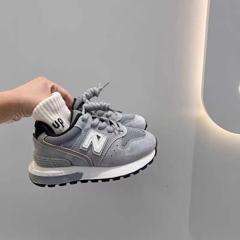 Детские спортивные ботинки с плюшем для мальчиков 2025