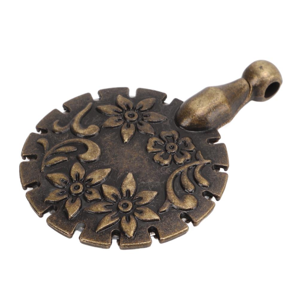 3pcs Antique Copper Thread Cutter Tool Retro Style Yarn Cutter Metal Pendant Thread Cutter Knitting