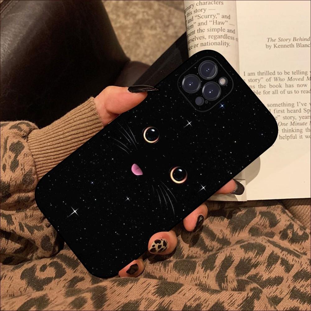 Черный кот с пристальным взглядом Чехол для телефона Для iPhone 15 14 11 12 13 Mini Pro XS Max Чехол 6 7 8 Plus X XR SE 2020 Funda Shell
