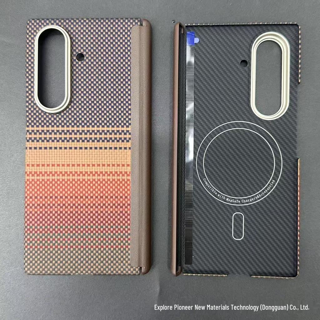 Samsung Galaxy Z Fold7 Магнитный ультратонкий ударопрочный чехол из кевлара и углеродного волокна