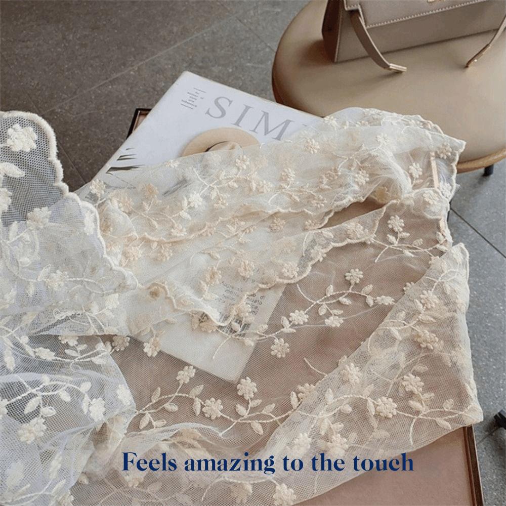 Long Sunscreen Lace Shawl Versatile Female Headscarf Elegant Neck Protection Scarf