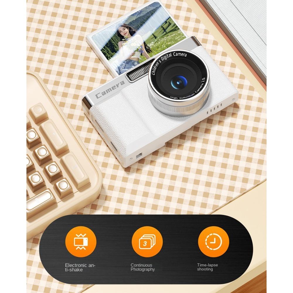 8x Zoom Photography Video Camcorder 2.4' Screen Entry-Level CCD Camera Student