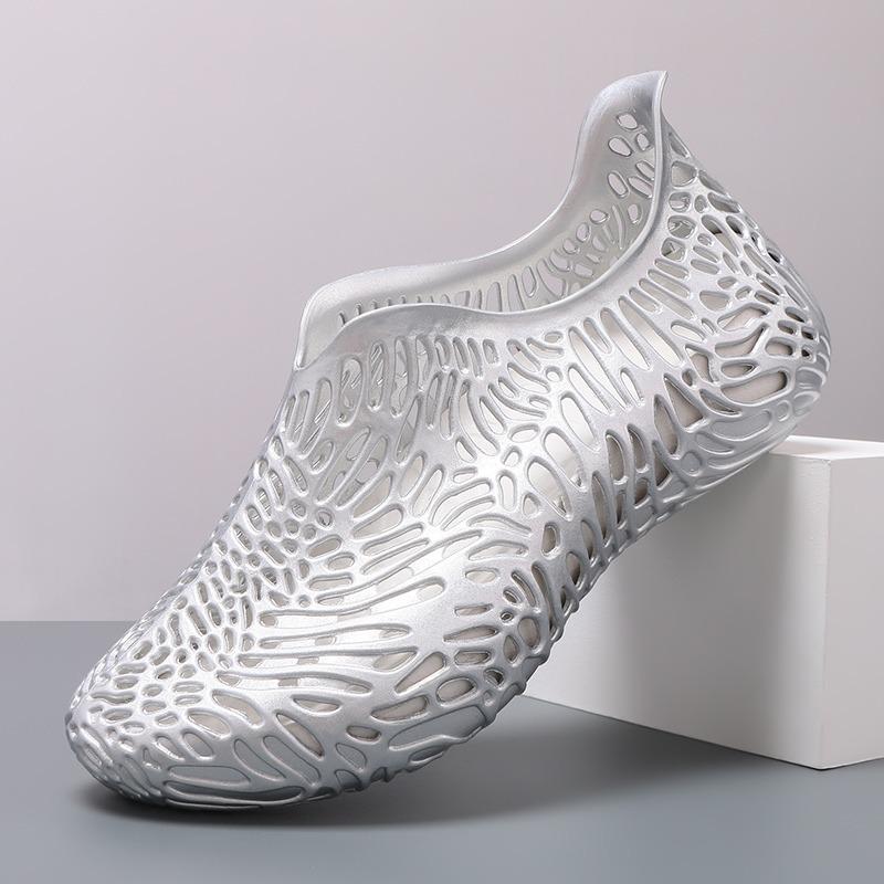 Новые 3D Туфли с Отверстиями Полностью Обхватывающие Пара Повседневные Сандалии Уличные Пляжные Туфли Для Мужчин Дизайнерские Легкие Роскошные Летние