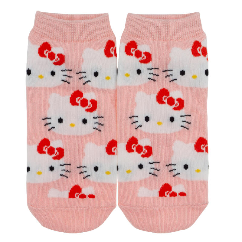 7 видов носков с персонажами Sanrio для женщин