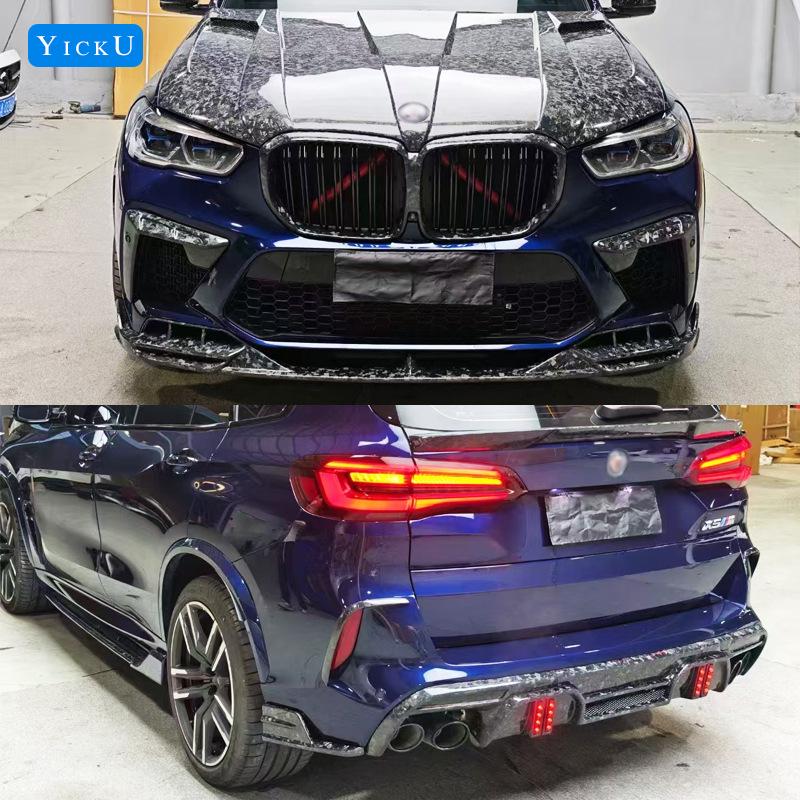 Комплект обвеса из углеродного волокна для BMW X5M F95: Передний сплиттер-губа, Задняя губа, Пороги, Ветровики, Заднее антикрыло со световыми элементами.
