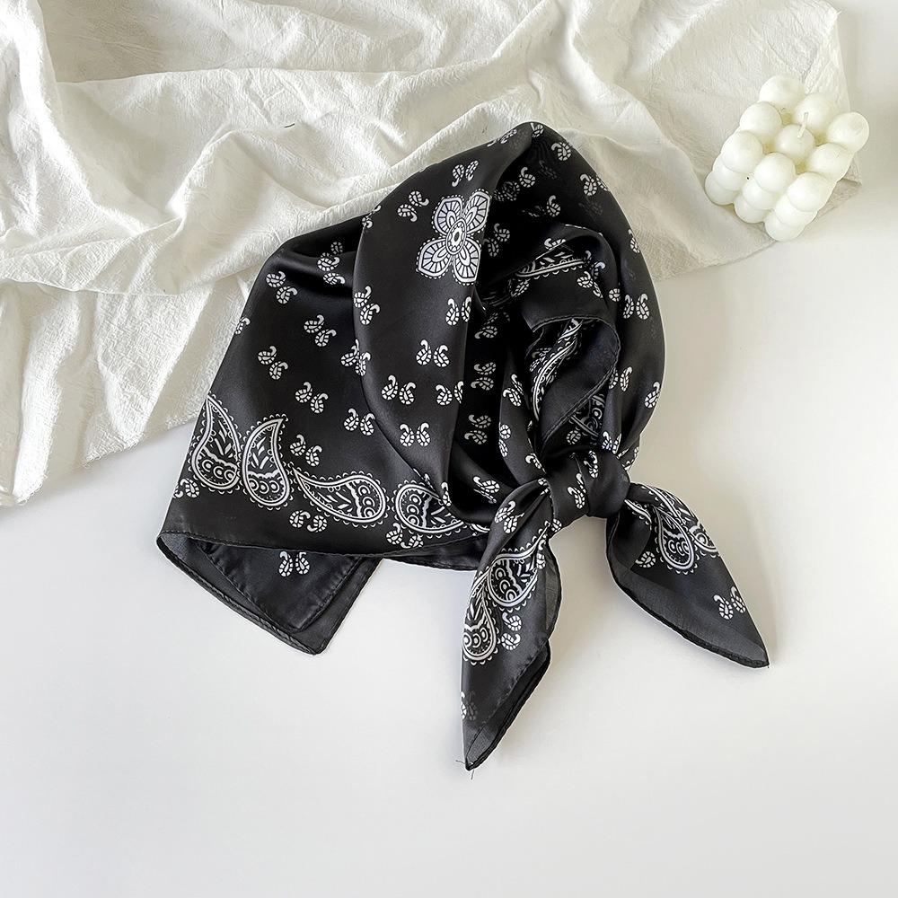 Black And White Simple Cashew Flower Square Scarf Silk Scarf Women'S Ethnic Style Waist Scarf Small Square Scarf Decoration High-End Waist Scarf Scarf