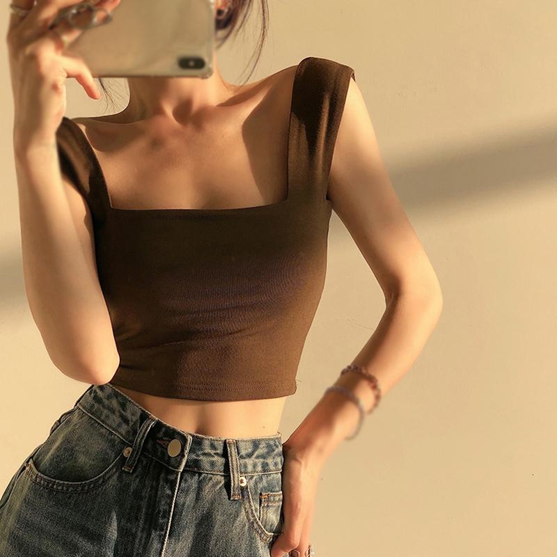 Женский укороченный жилет-топ однотонный с квадратным вырезом и нагрудной подкладкой