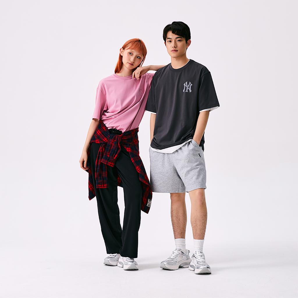 Новая коллекция MLB MONOGRAM Футболка New York Yankees SS25 Унисекс Розовый 3ATSM0953-50PKP