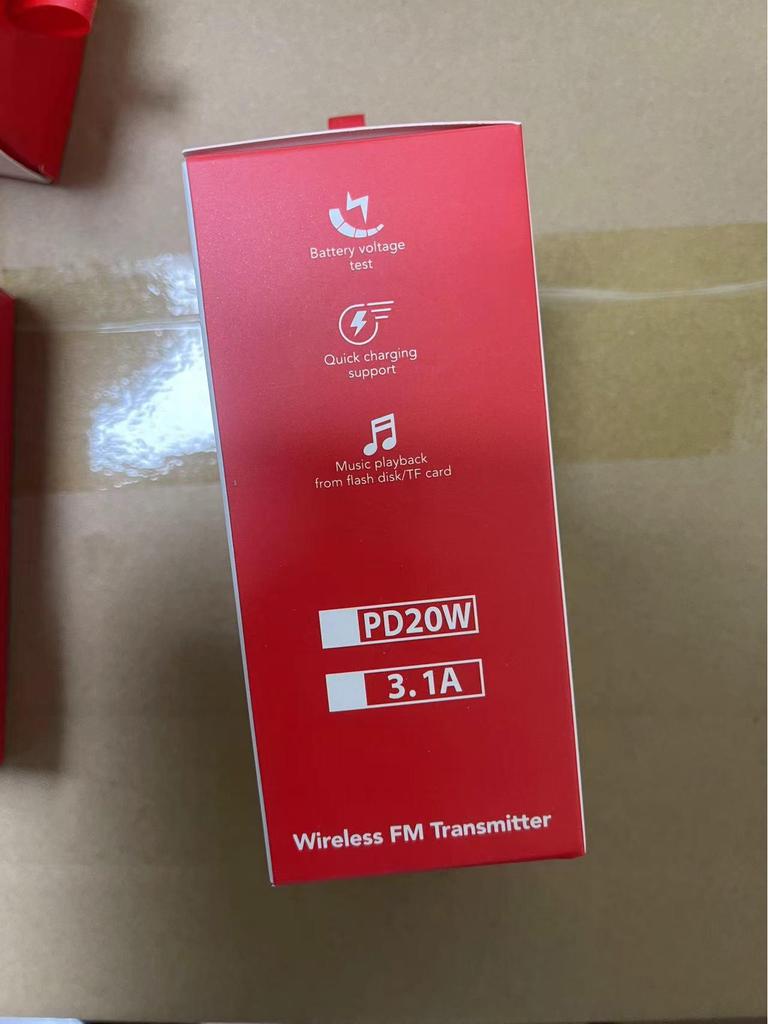 Автомобильный Bluetooth MP3-плеер с функцией громкой связи, голосовым вещанием, быстрой зарядкой PD и USB-накопителем.