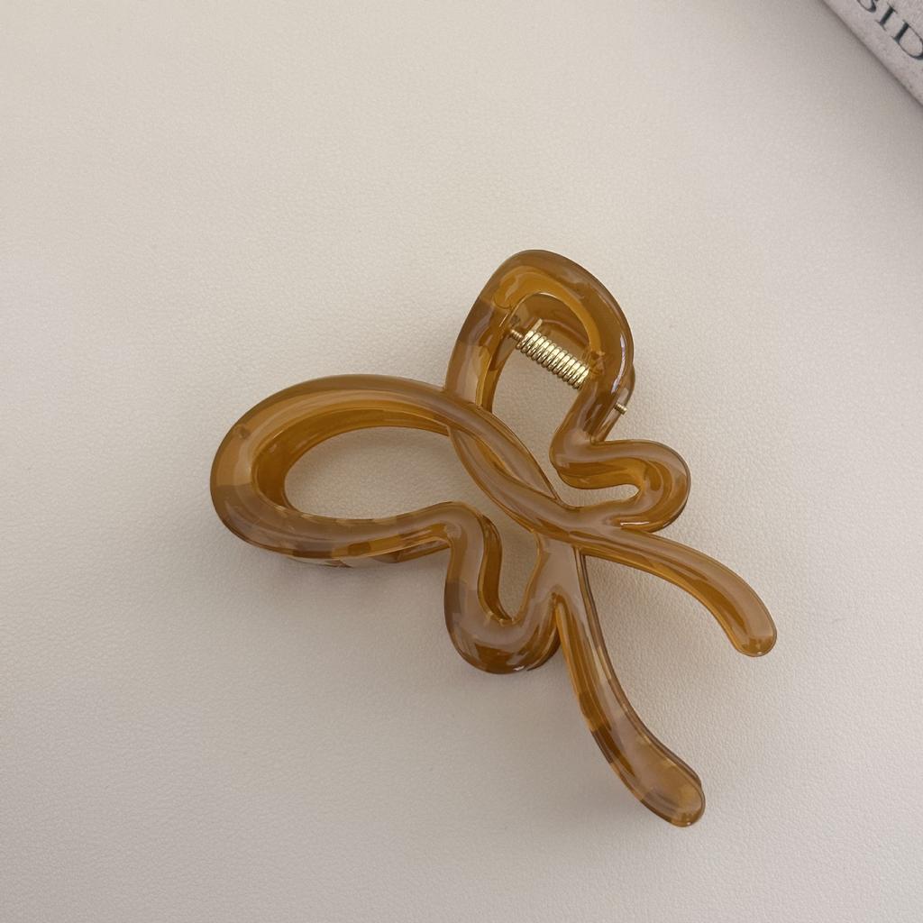 Large Hollow Butterfly Hair Claw Clips Headwear for Women Girl Korean Bow Ribbon Shark Ponytail Clip Hairpin Accessories