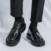 Модная повседневная мужская кожаная обувь классика дизайн в стиле броги Модные вечеринки и улица Черно-белая минималистичная обувь Новинка Хит