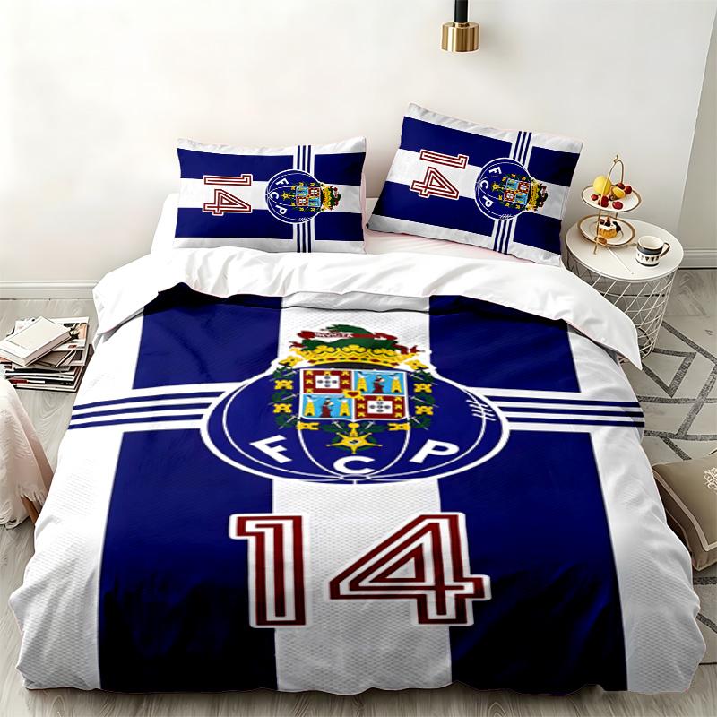 Набор из 3 предметов FC Porto Идеально подходит для спальни Удобный комплект постельного белья включает пододеяльник и две наволочки Идеальный подарок на день рождения или Рождество