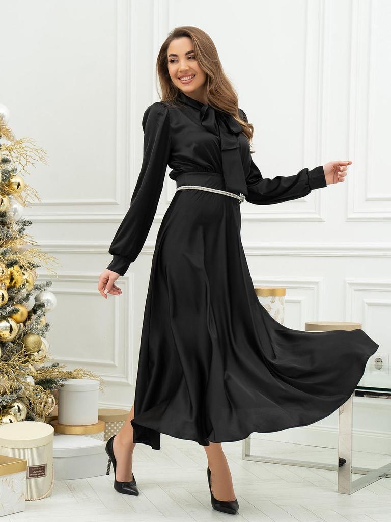 Черное шелковое платье с бантом