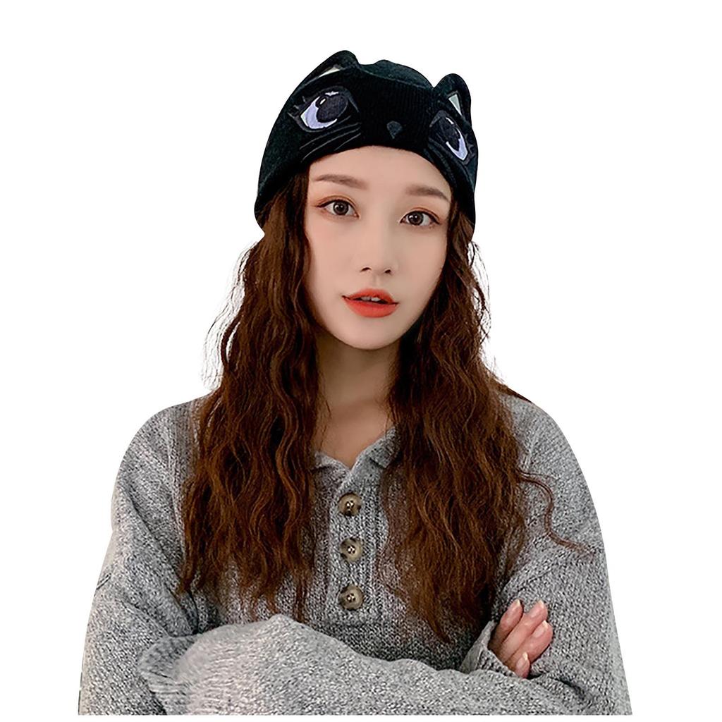 Женская зимняя вязаная шапка-бини с кошачьей тематикой и вышитыми глазами