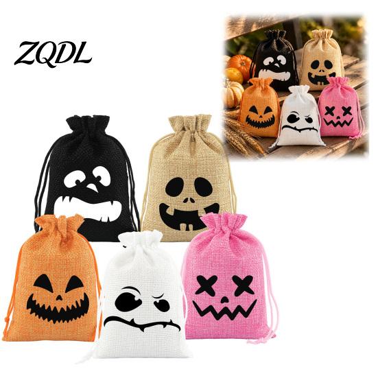 Themed Event Goodie Bags 5Pcs Halloween Candy with Drawstring, Funny Ghost Pumpkin Print Gift Pouches Portable Holders for Party Favors And