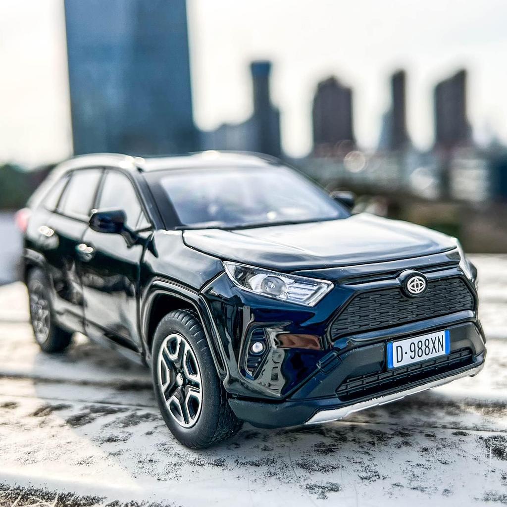 1/32 модель автомобиля Toyota RAV4, литая под давлением сплава, коллекционная игрушечная машина со светом и звуком, дверь игрушечного автомобиля может быть открыта для мальчиков, подарок для малышей