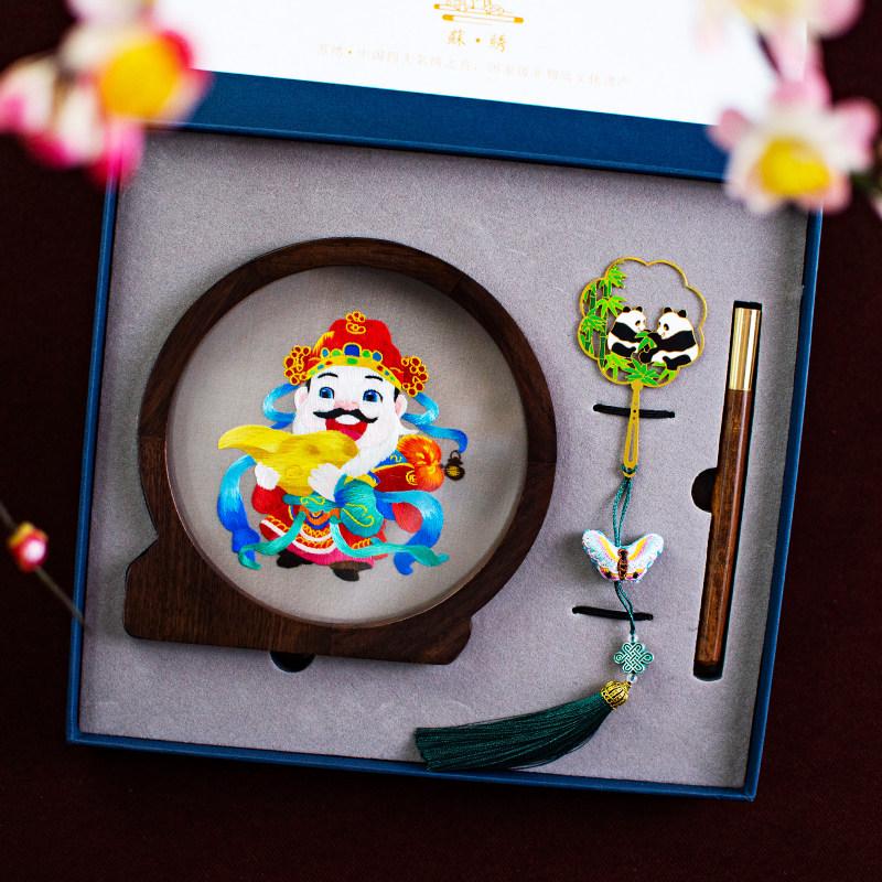 Китайский сувенир: Фигурка панды вышивка Сучжоу Подарок