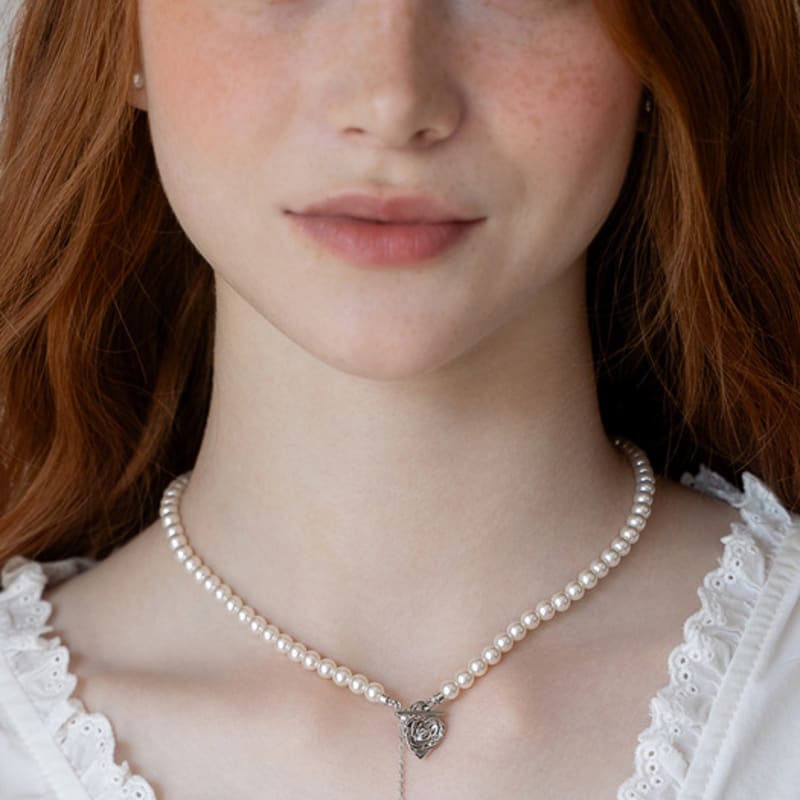 TATIANA Rose Toggle Pearl Necklace NZ2124