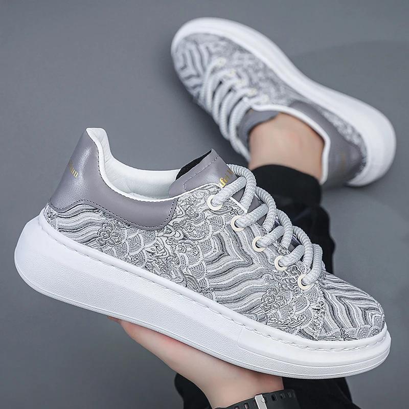 Последние повседневные кроссовки на шнуровке для пар с толстой подошвой, универсальные как для мужчин, так и для женщин, популярные парусиновые туфли для скейтбординга, размер 39-44