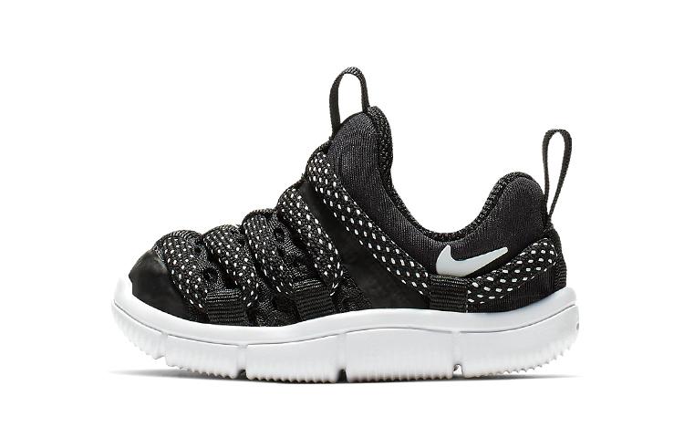 Nike Novice Low top Toddler Shoes Black White Infant And Toddler BQ6721-001