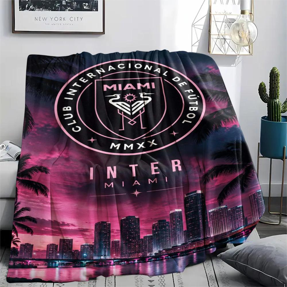 1Pc InterMiami Nacional Print Flannel Blanket High Quality Warm Comfortable Cover for All Seasons Perfect for Gifts Home Decor