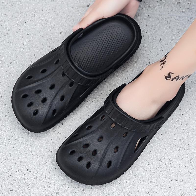 Baotou slippers men's 2024 summer new men's thick bottom stepping on shit feeling wear-resistant breathable outside wearing beach hole shoes