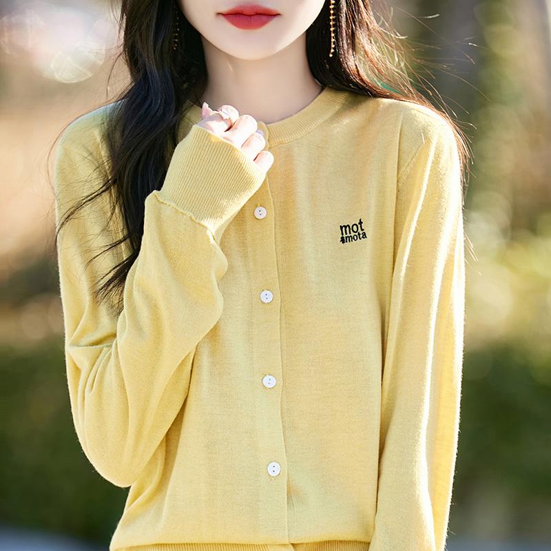 Женский легкий кардиган из 50% шерсти и 50% шелка Mulberry — универсальный трикотаж на все 4 сезона для комфорта и стиля в любое время года