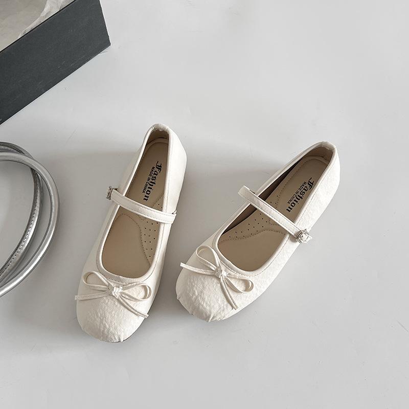 Балетки серебристые маленькие кожаные женские 2025 лето новые модели с юбками, вечерние туфли на плоской подошве красивые Мэри Джейн одинарные туфли
