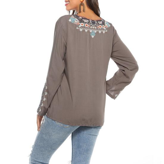 Женская рубашка в стиле бохо с вышитым цветочным узором, расклешенная, с длинным рукавом и V-образным вырезом