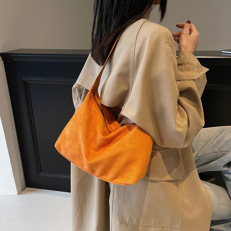 Stylish Pu Tote Bag With Crossbody Strap And Soft Structure For Daily Outings