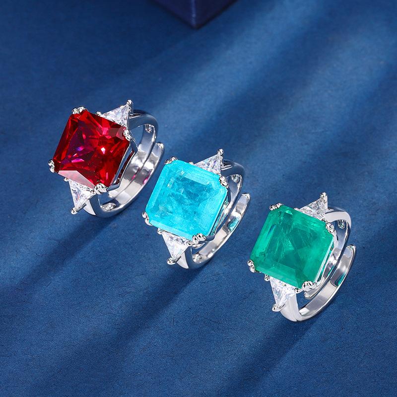 Jewelry Copper Bottom Gold-Plated Simulation Emerald Red Corundum Luxury Inlaid Square 12 * 12 Retro Ring Women