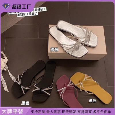 Женская обувь – Сандалии