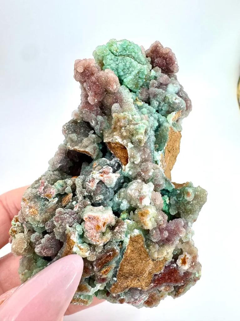 Green Grape Mineral Specimen, Polished Crystal Crafts, Collectible Home Decoration Desktop Ornament