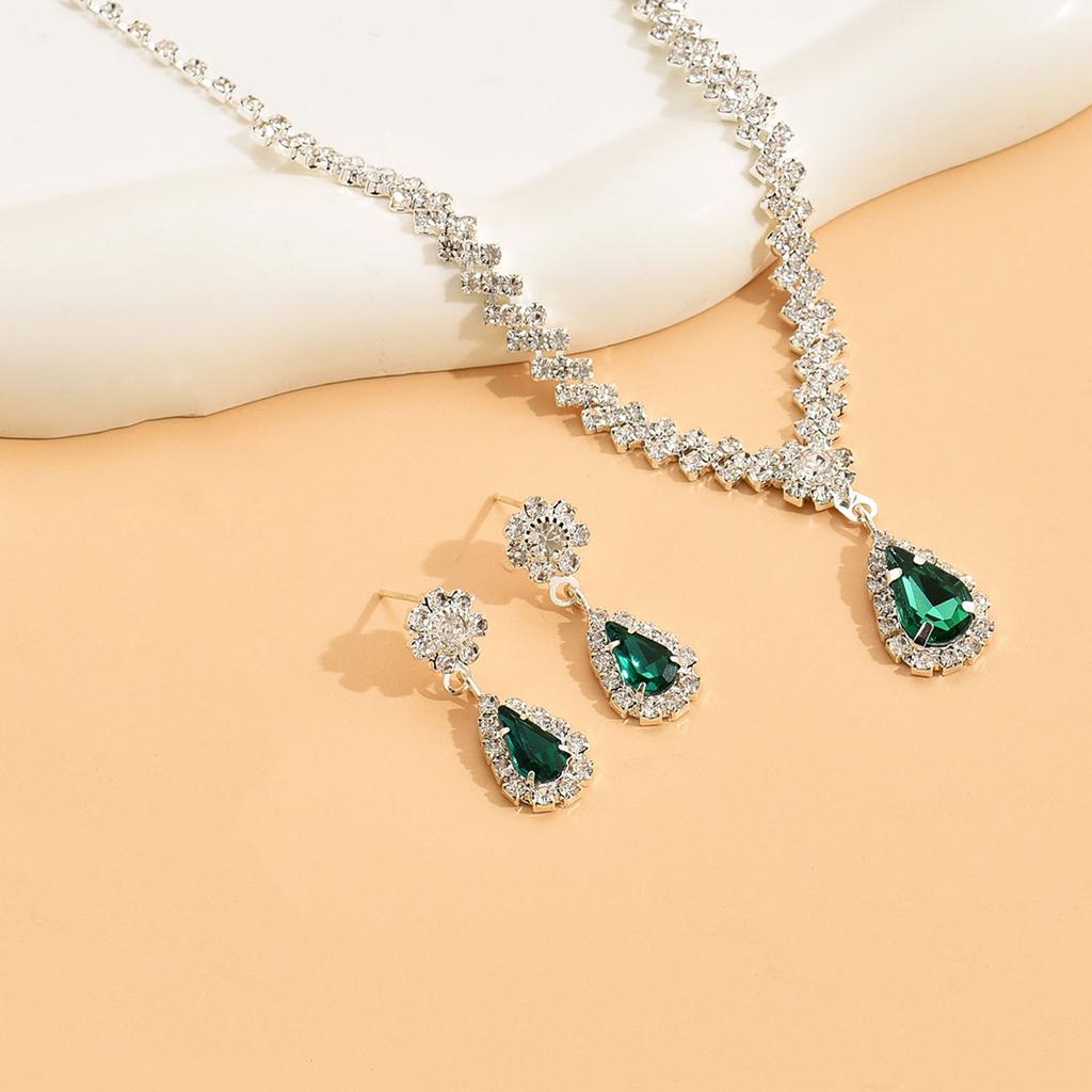 New Jewelry Metal Diamond Necklace Earrings Two-piece Wedding Bride Jewelry Set Combination
