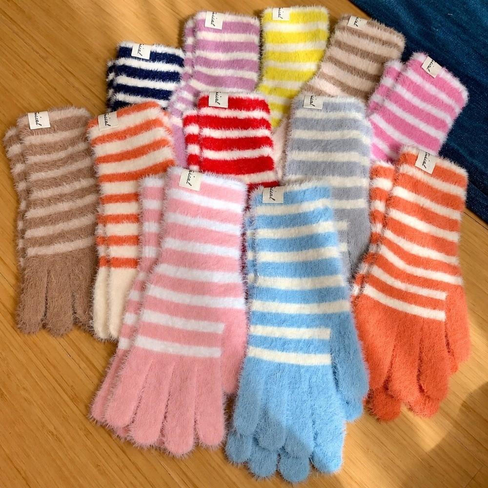 Fuzzy Winter Warm Gloves Striped Pattern Full Finger Gloves Soft Thermal Gloves  For Women