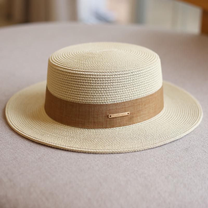 Элегантная летняя соломенная федора с плоским верхом в корейском стиле для женщин - Универсальная повседневная отпускная шляпа от солнца