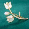 Plant Shaped Pearl Tulip Flower Brooch For Women Coat Wedding Jewelry Party Accessries Gifts