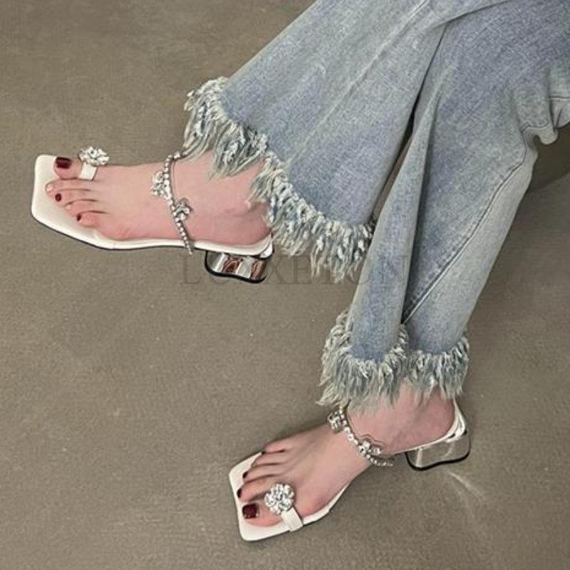 Весна-лето Модные новые женские босоножки из натуральной кожи с квадратным носком и тонким средним каблуком Простые повседневные туфли Женский шик