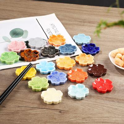 Подставка для палочек для еды в форме сакуры, керамический держатель для палочек для еды, универсальный держатель для посуды для дома, кухни, ресторана