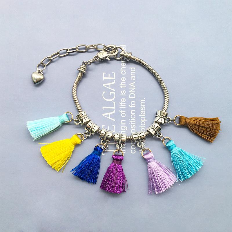 Цветная кисточка из шелковой нити - 2,3 см Маленькая подвесная петля для одежды и рукоделия