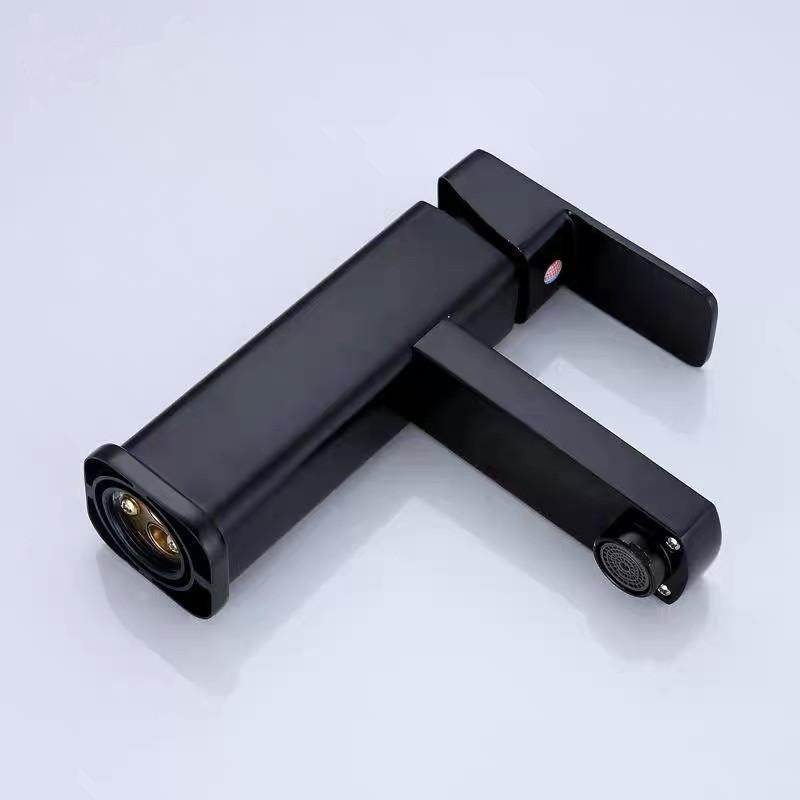 Смеситель для ванной комнаты, смеситель для горячей и холодной воды, смесители для раковины, монтируемые на бортике, черный квадратный смеситель для раковины и ванны