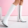 Модные женские белые сапоги выше колена на высоком каблуке