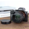 Металлический байонетный квадратный бленда Haoge для объектива Sony FE 40mm F2.5 G FE 2.5/40 G(SEL40F25G) с металлической крышкой
