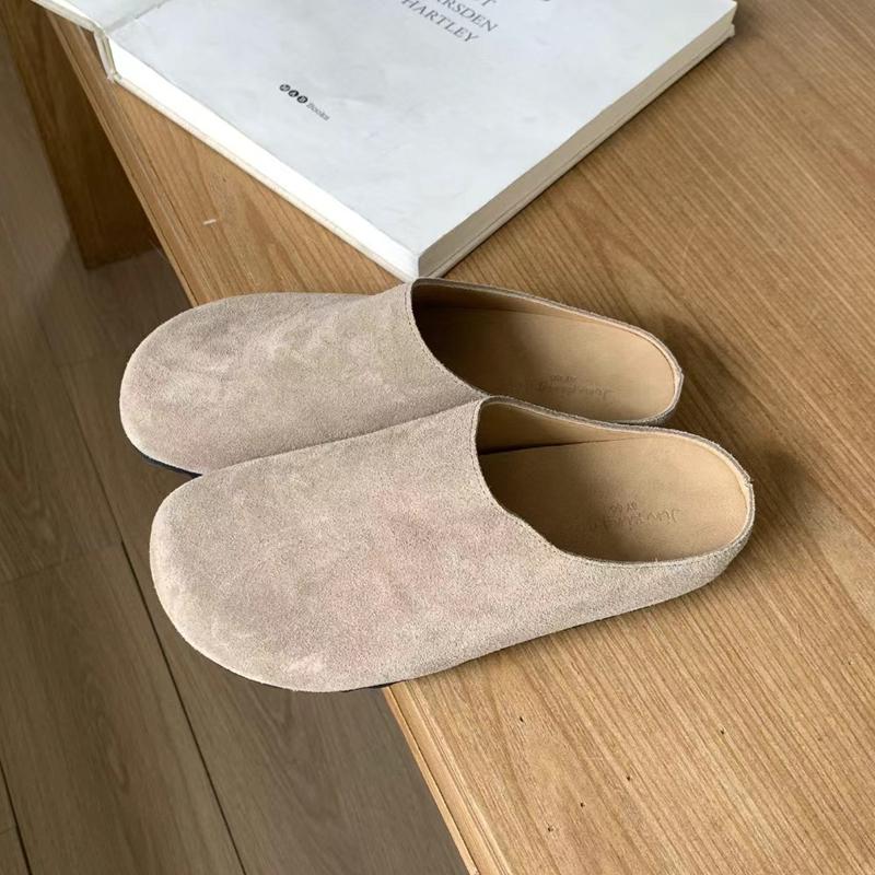 Модные женские мюли SUOJIALUN 2025 Осень на плоском каблуке, модные из натуральной кожи, с круглым носком, шлепанцы, мягкие повседневные сандалии-слайды