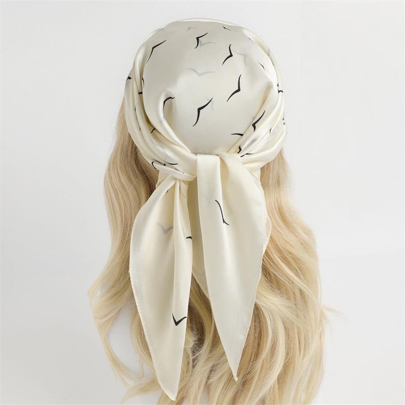 70 * 70cm New Silk Small Square Scarf For Women'S Neck Protection Professional Scarf Versatile Hair Tie Headscarf Scarf