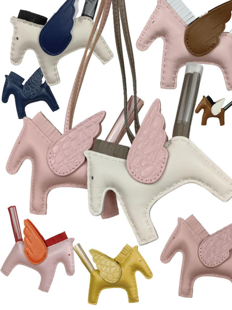 Подвеска для сумки-лошадки из натуральной кожи с отделкой из овчины и крокодила, сшитой вручную