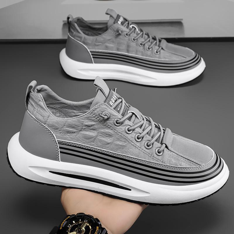 Men Sports Running Shoes Outdoor Walking Soft Casual Sneakers Fashion Designer Leather Sneaker Waterproof Men's Tennis Masculina