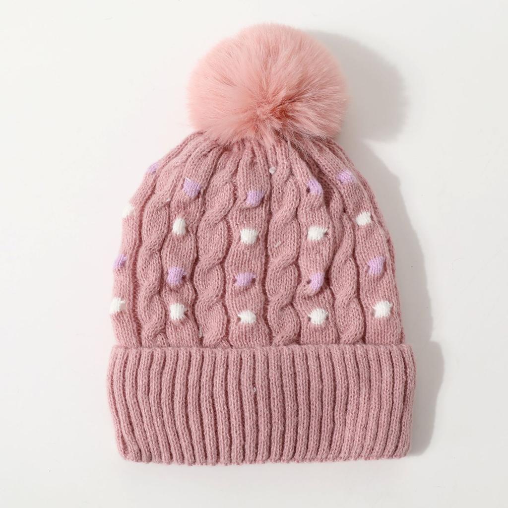 Новая зимняя шапка с меховым помпоном для женщин, универсальная вязаная шапка-пуловер в горошек из шерсти с бархатной защитой ушей, ветрозащитная и теплая шапка, трендовая