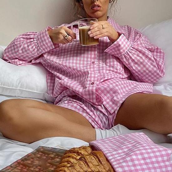 Женский наряд, вертикальные полосы, высокая талия, двухсекционная рубашка с длинными рукавами и лацканами, карманы, шорты для вечеринки